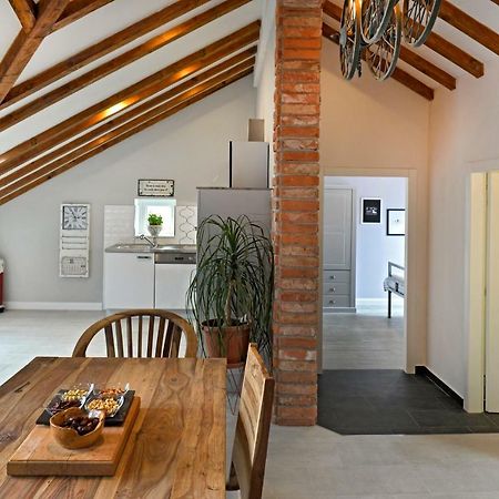 Apartment Holiday In Podstrana Exterior photo